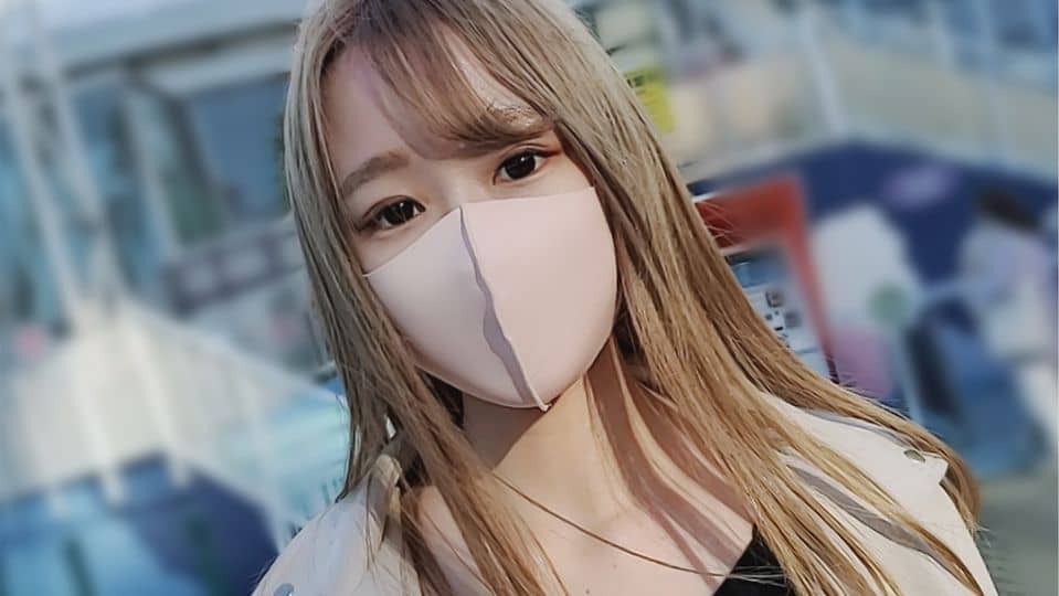 FC2PPV-1917445 아르바이트하는 20세 여대생 일본 야동-노모