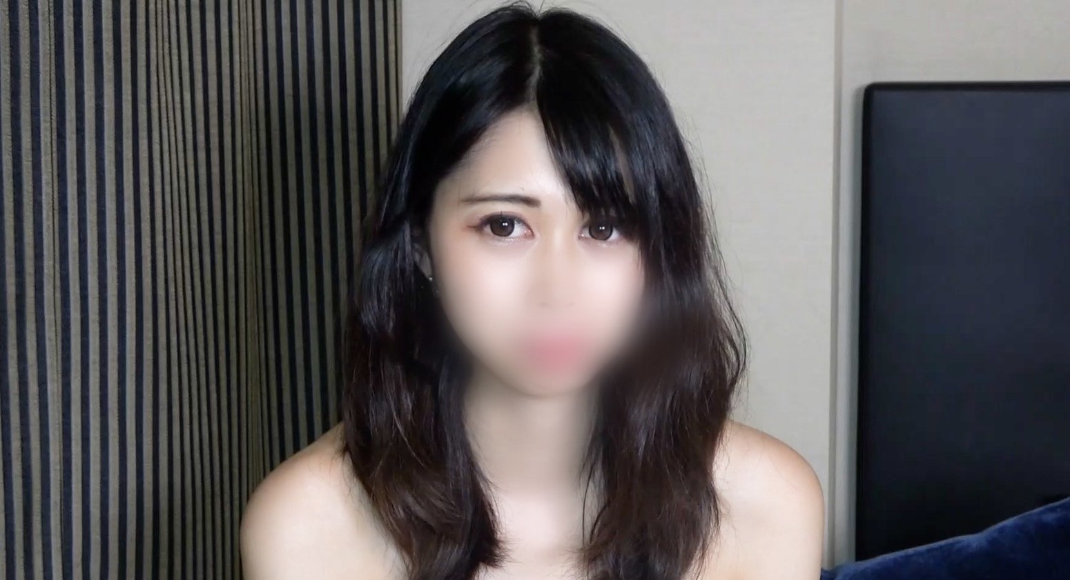 FC2PPV-2069868 뽀얀 피부의 여성에게 대량 질내 사정 일본 야동-노모