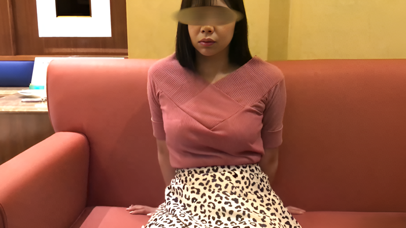 FC2PPV-4591606 날씬한 몸매를 가진 기혼 여성 일본 야동-노모