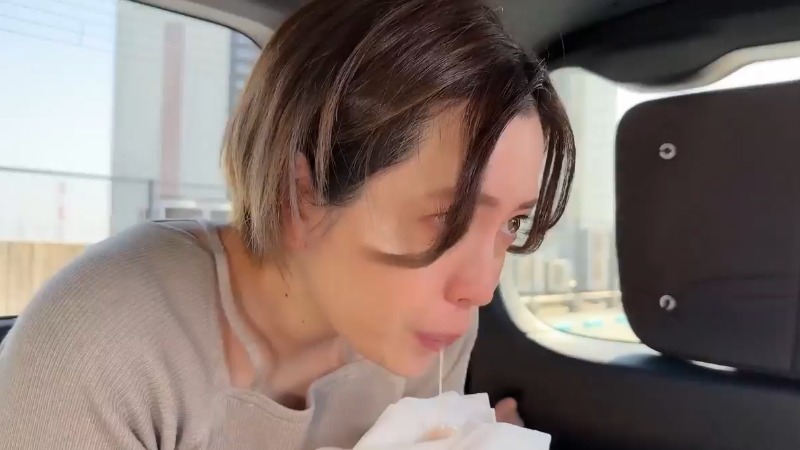 FC2PPV-3341582 피부가 깔끔한 언니 일본 야동-노모