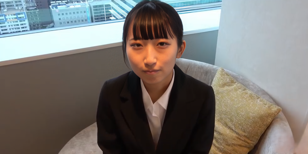 FC2PPV-4574198 예민한 신체를 가진 아름다운 여학생 일본 야동-노모