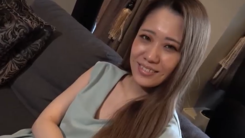 FC2PPV-4532274 돈이 필요한 미소녀 일본 야동-노모