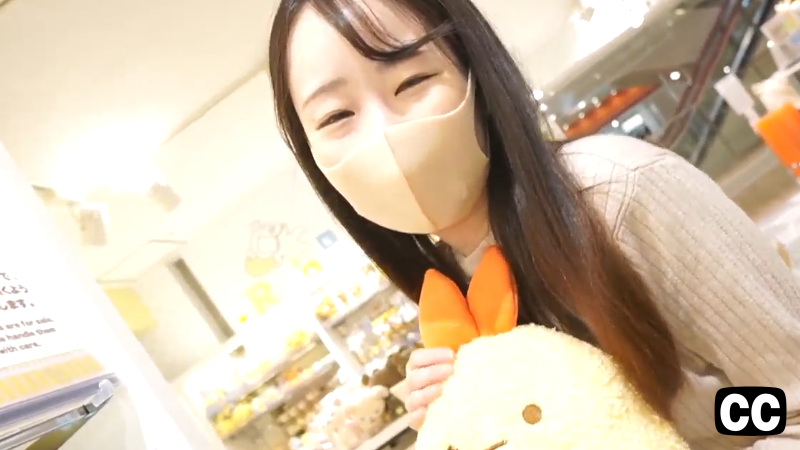 FC2PPV-3275018 고양이 카페에서 일하는 날씬한 여대생 일본 야동-노모자막